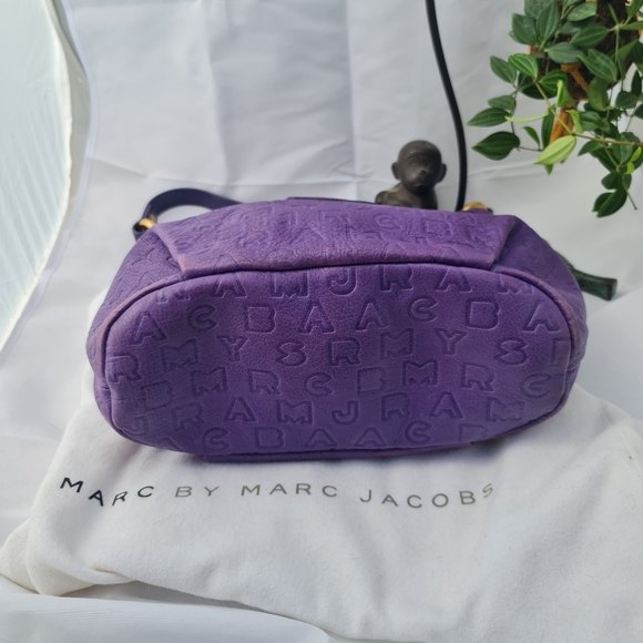 Marc Jacobs monogram leather hobo in grape purple - Picture 6 of 12